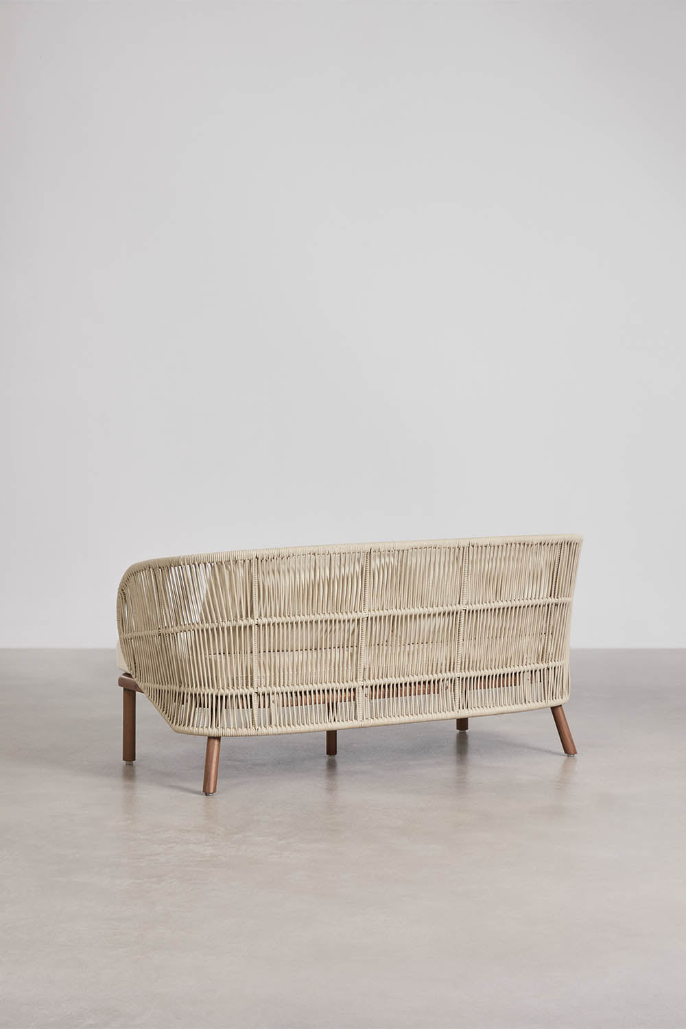 Sofa CAIRO, 2 vietų, akacijos mediena + virvelė, kreminis