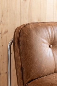 Dvivietė sofa MATILENA šviesiame svetainės interjere
