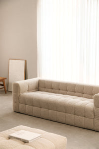 Trivietė sofa