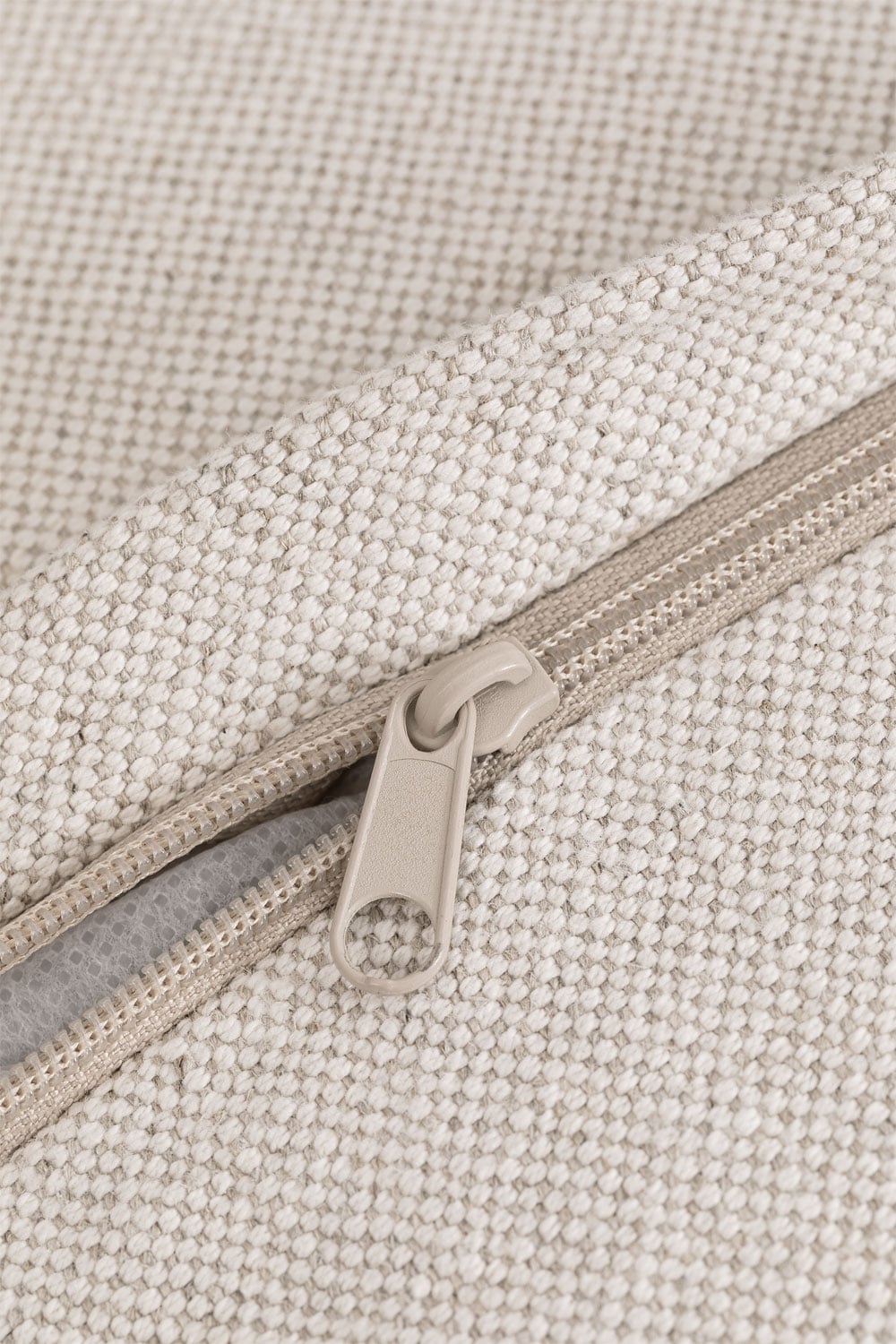 Sofa su gultu GREJSA siūlių detalė