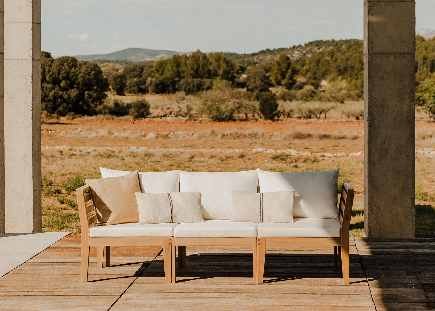 Sofa MODULO, trivietė su porankiais, balta
