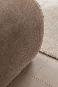 Modulinė sofa KOKETERA svetainės interjere