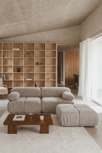 Modulinė sofa KENDALA – bendras vaizdas, boucle šalavijo žalia