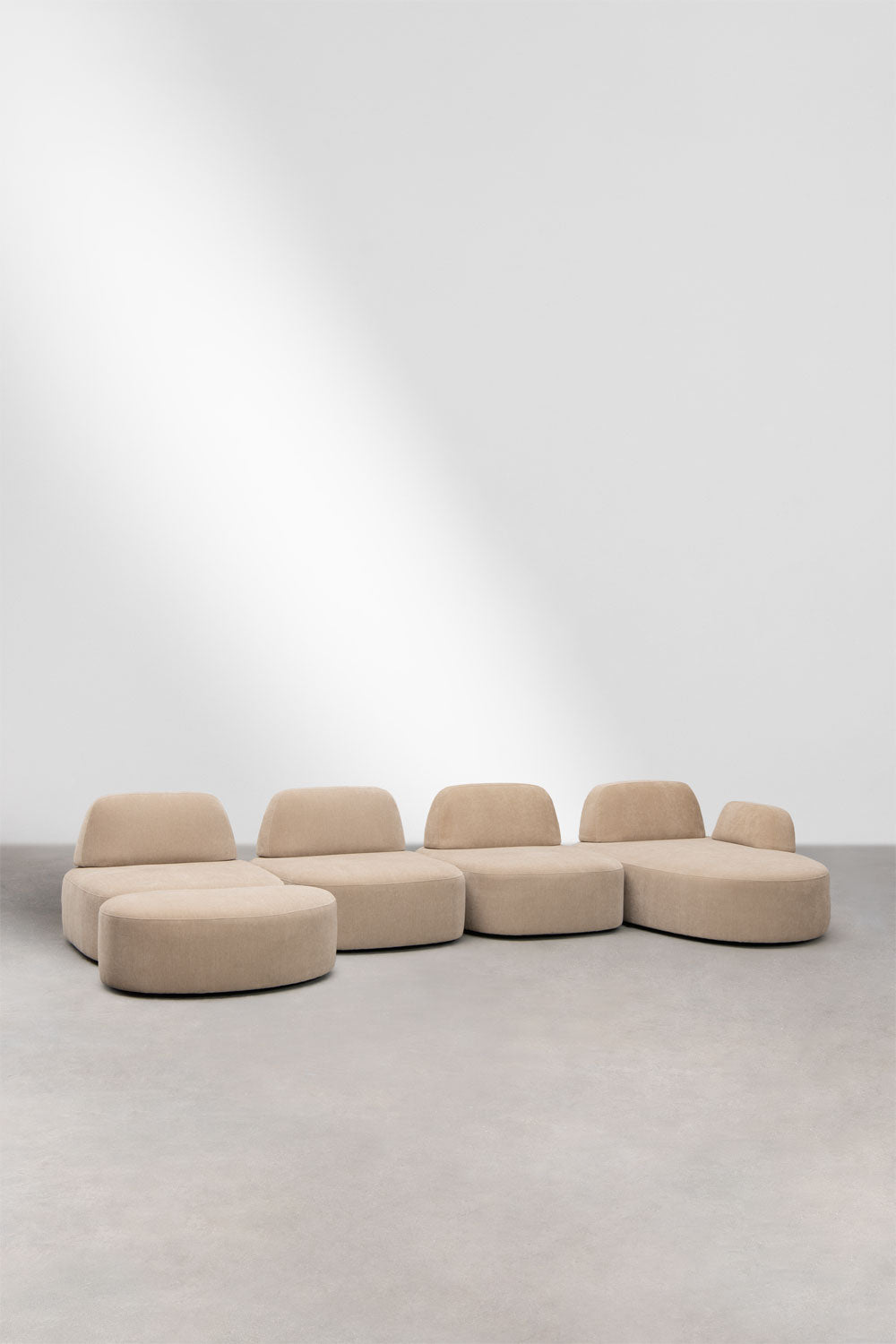 Modulinė sofa DZORELA – artimas planas