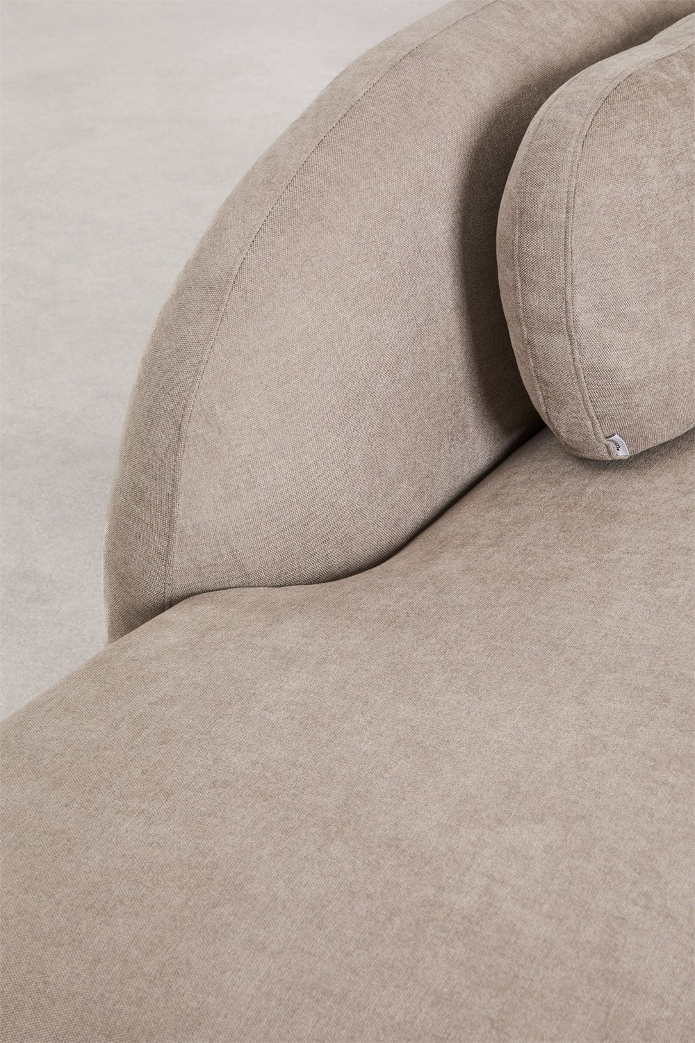 Modulinės sofos KOKETERA elegantiškos linijos iš šono