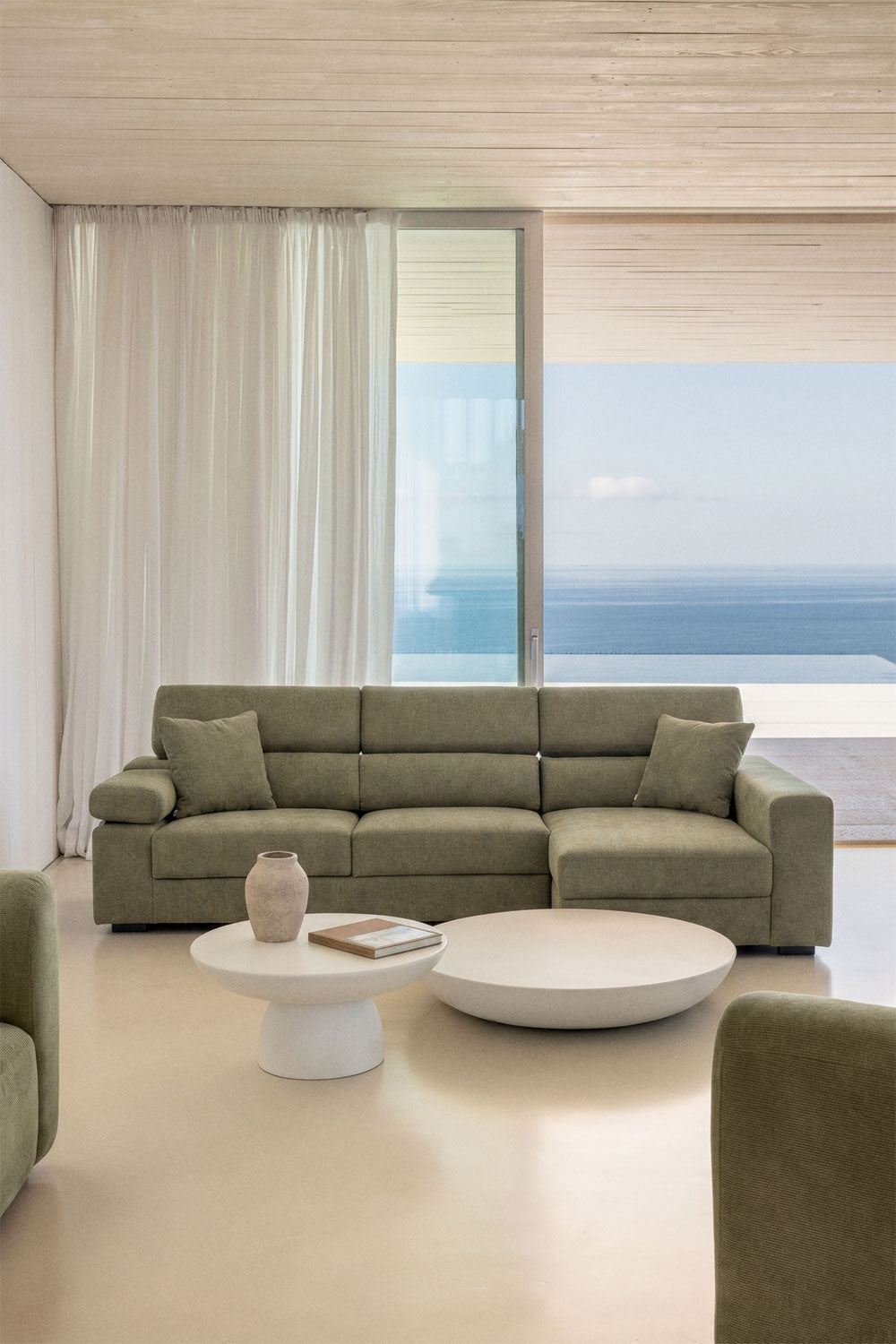 Kampinė sofa ARAMENA priekinis vaizdas