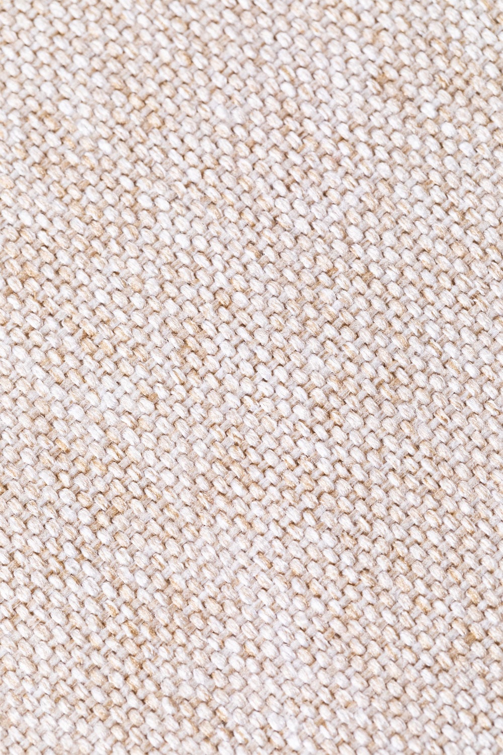 Dvivietė sofa-lova VEKA apšviesta natūralia šviesa