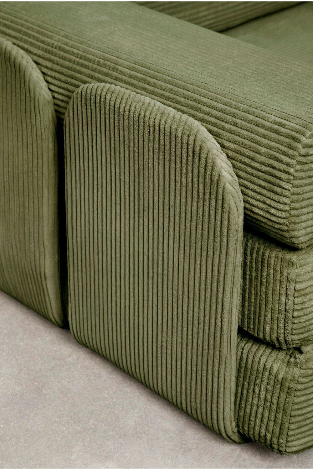Sofa-lova PAULENA – paviršiaus detalė