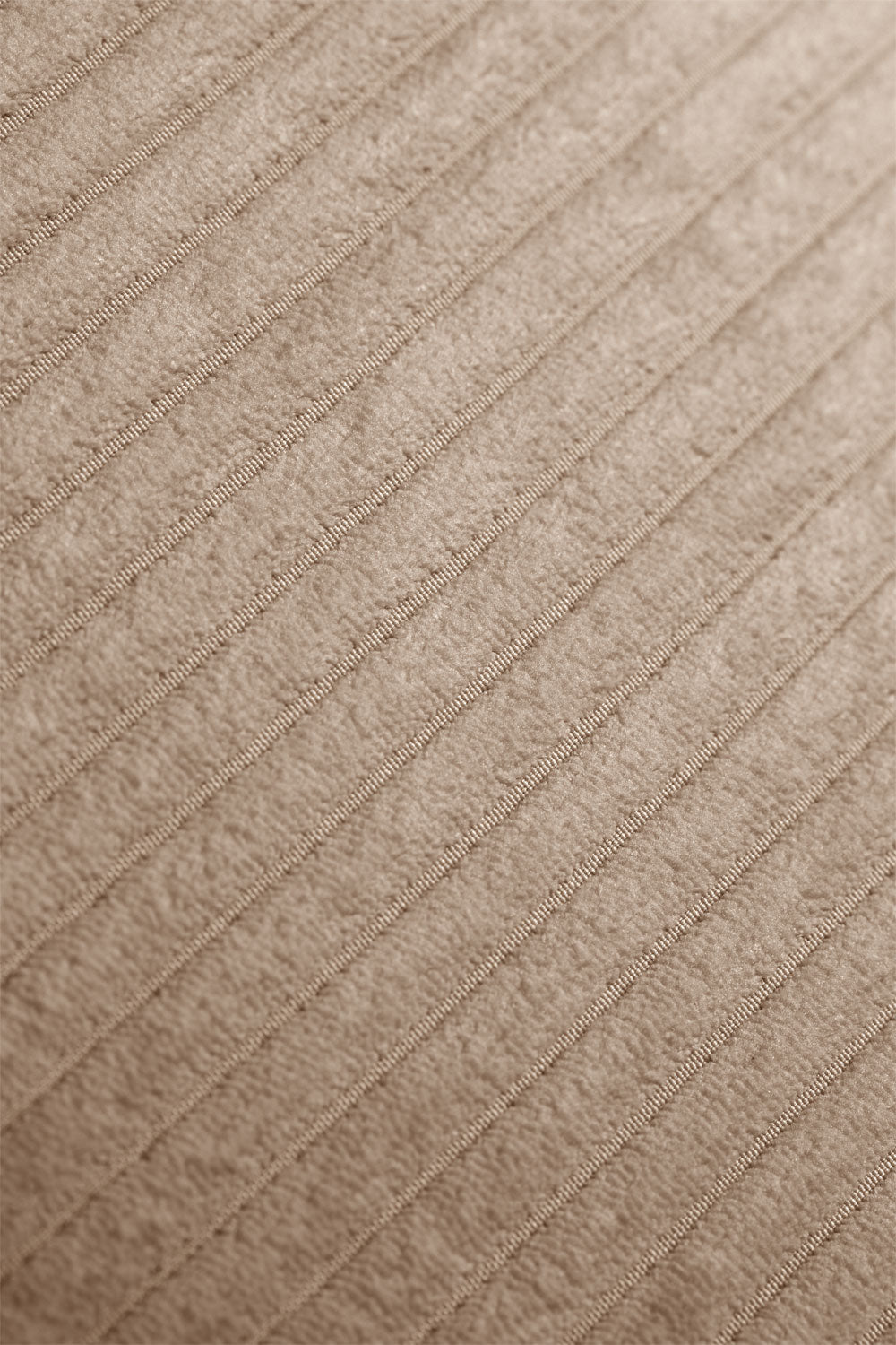Sofa-lova PAULENA – formos linijos