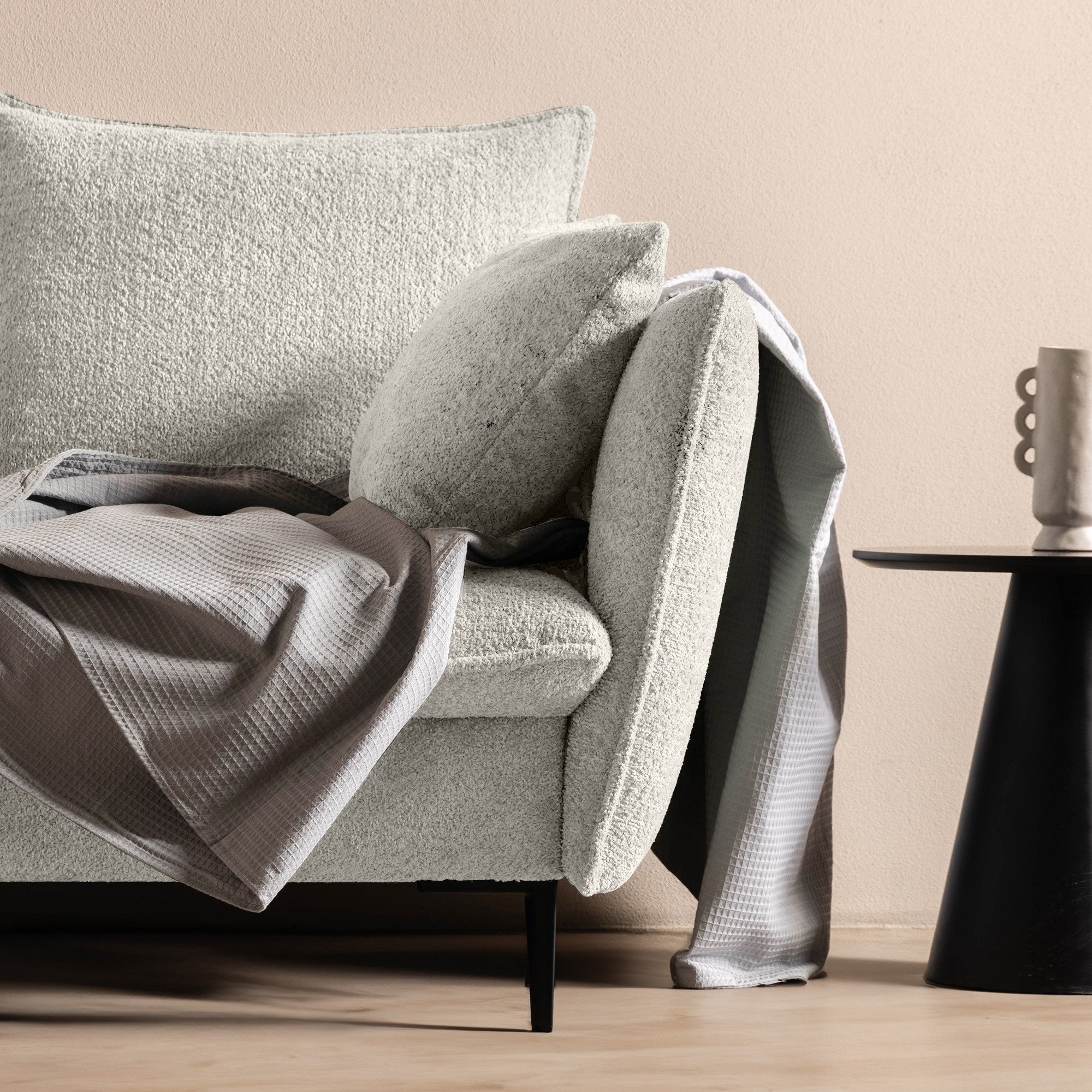 Sofa-lova GLOSS, šviesiai pilka boucle