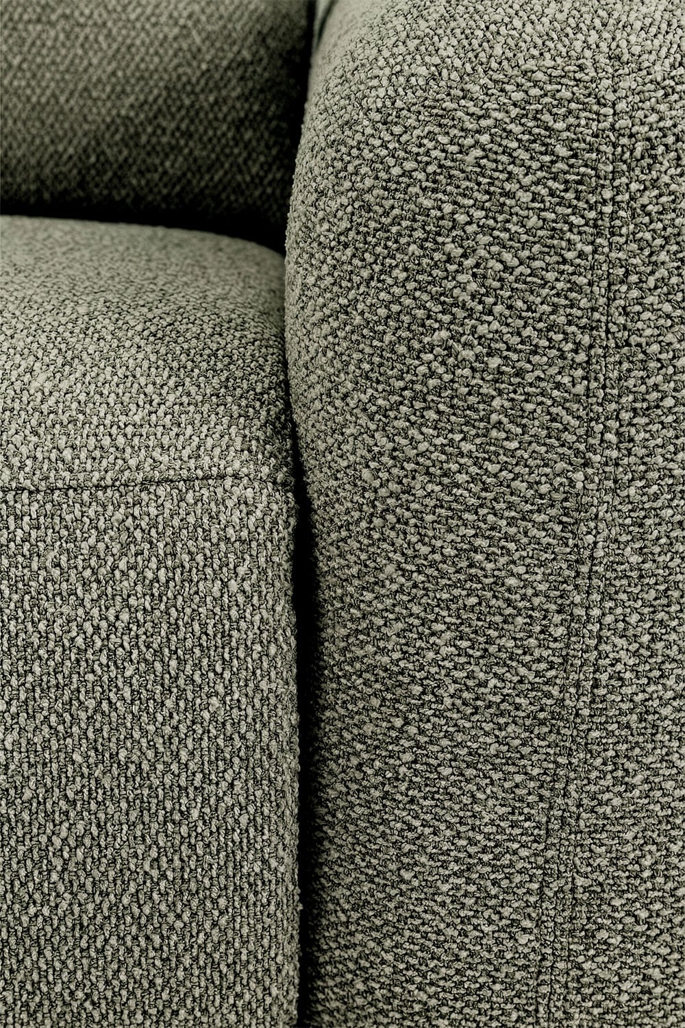 Trivietė elektrinė sofa PEGERA miegojimo vietos vaizdas