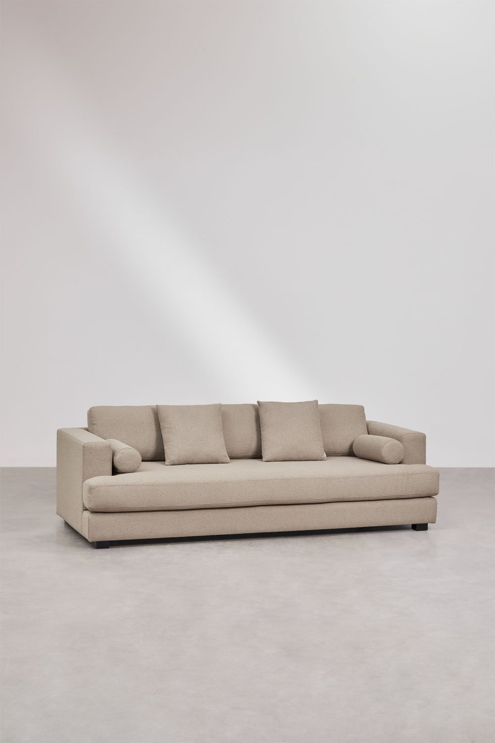 Trivietė sofa NELTON iš boucle audinio, švelniai balta