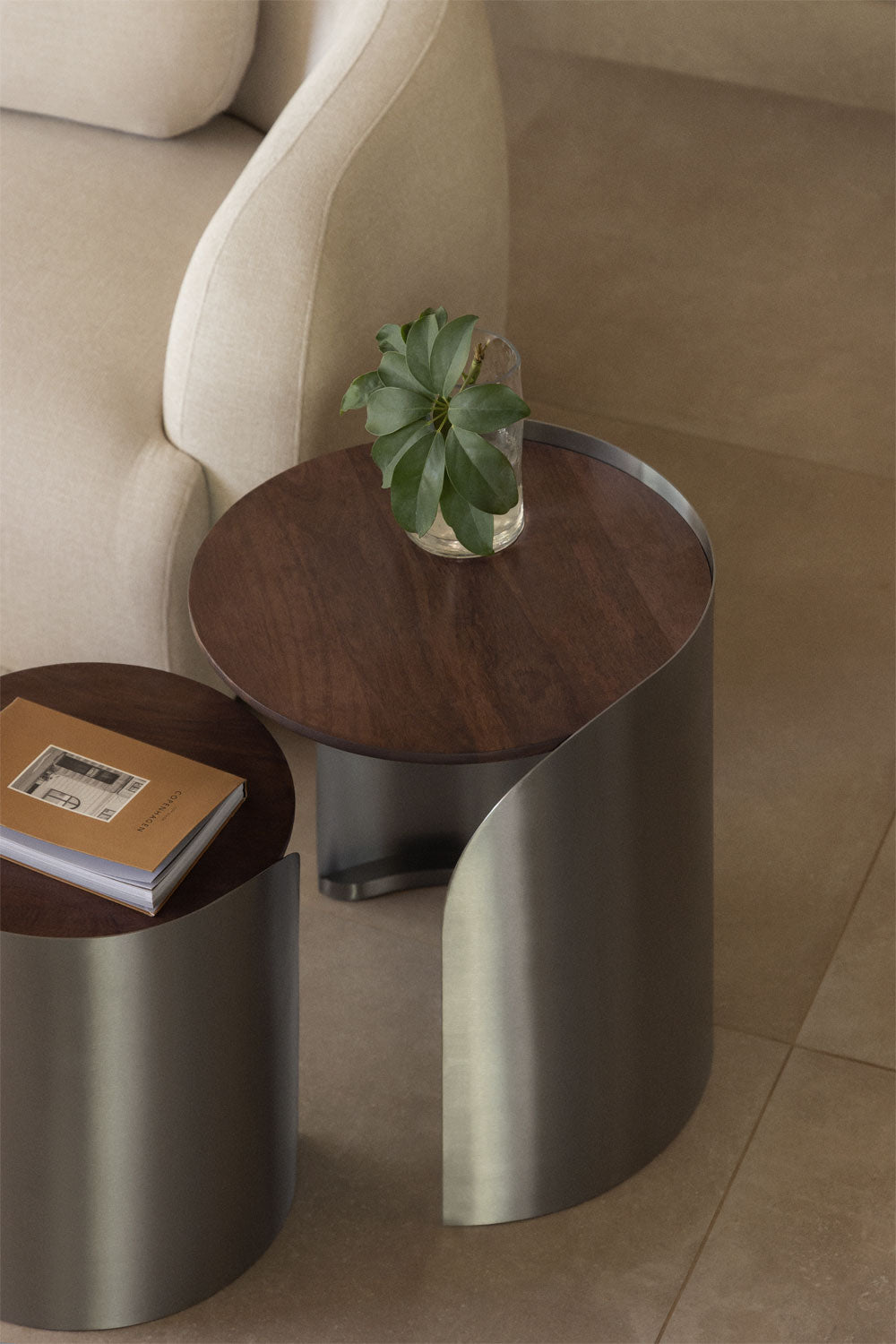 Side table XVETURI