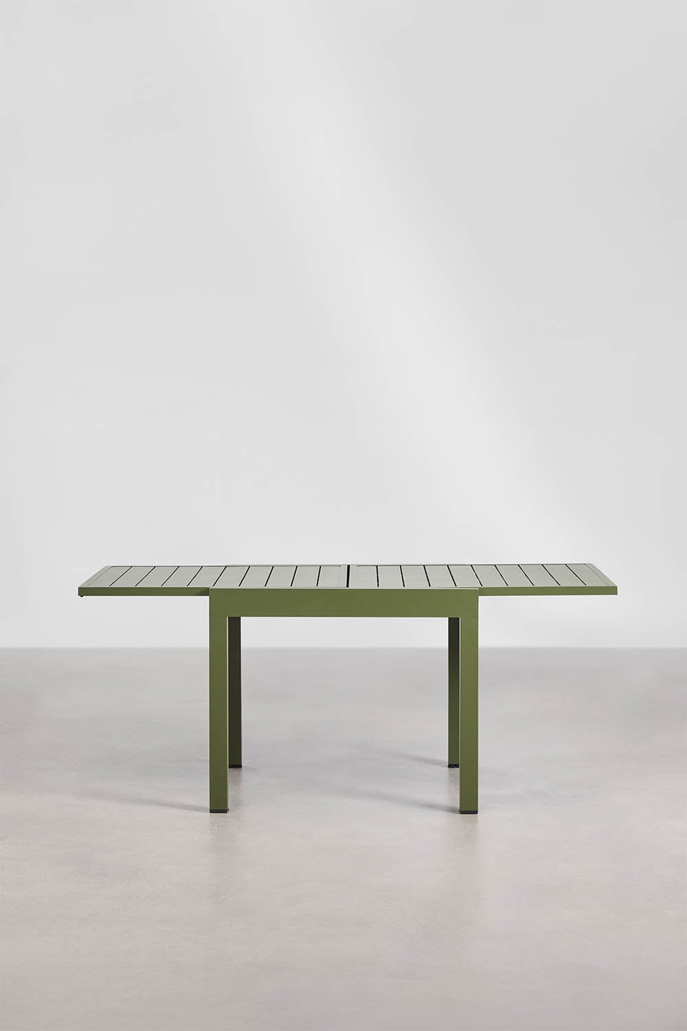 Outdoor table STARMI, square, oiled green