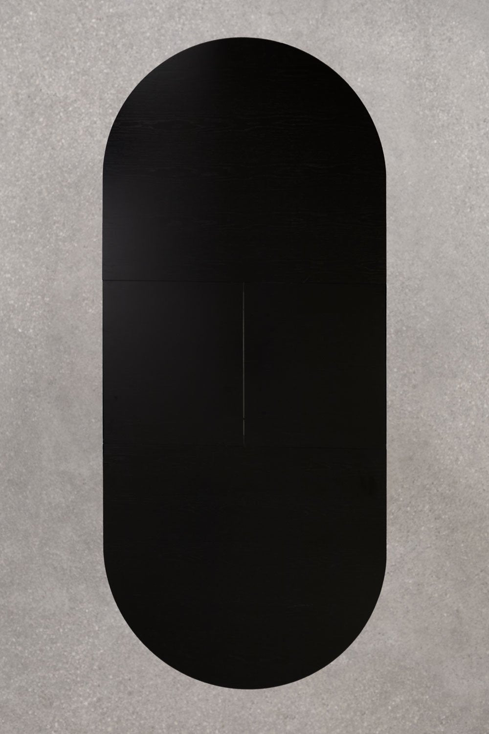 Stalas MONTANA, ovalus 180–240×105 cm, juoda