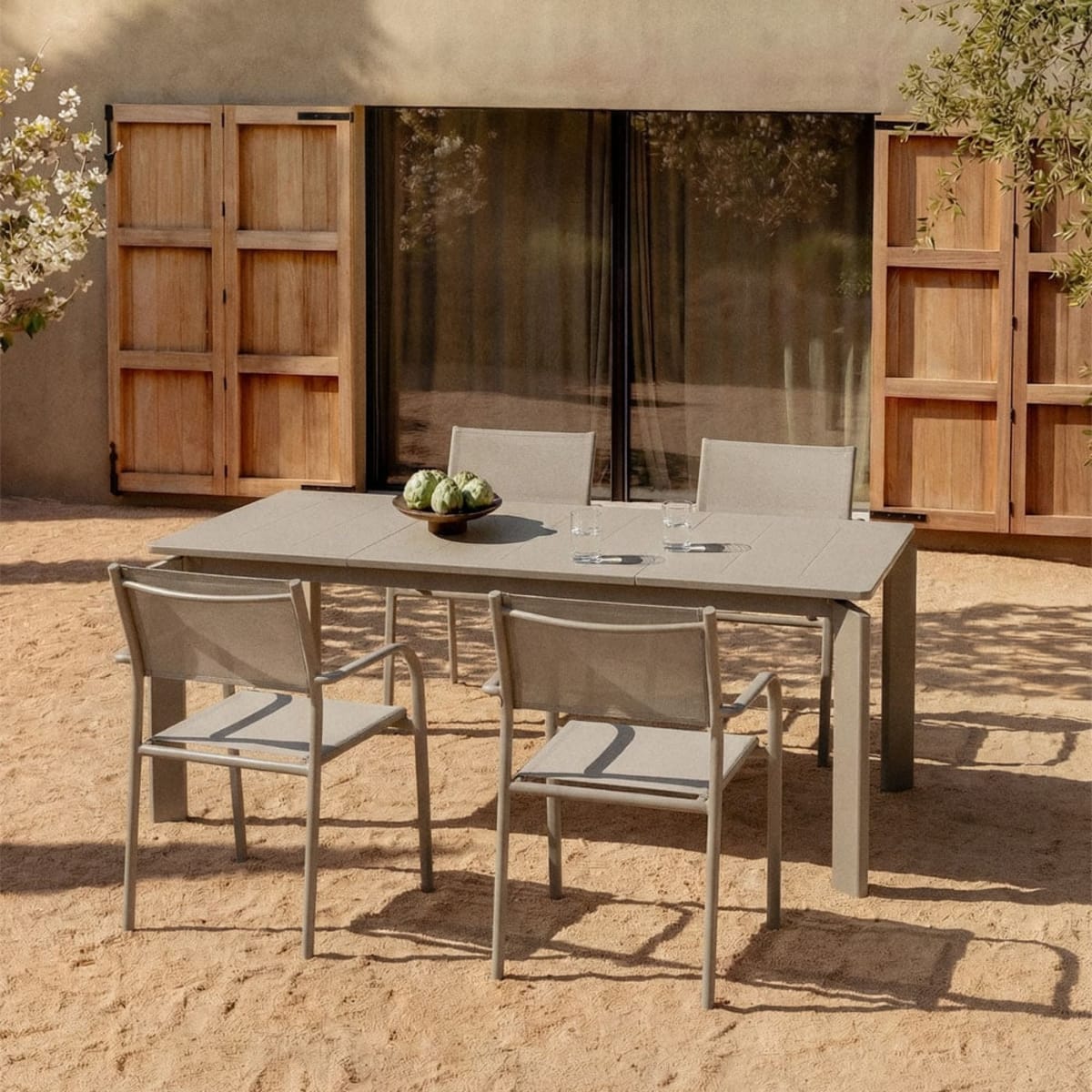 Extendable table EXTENDO, dark brown