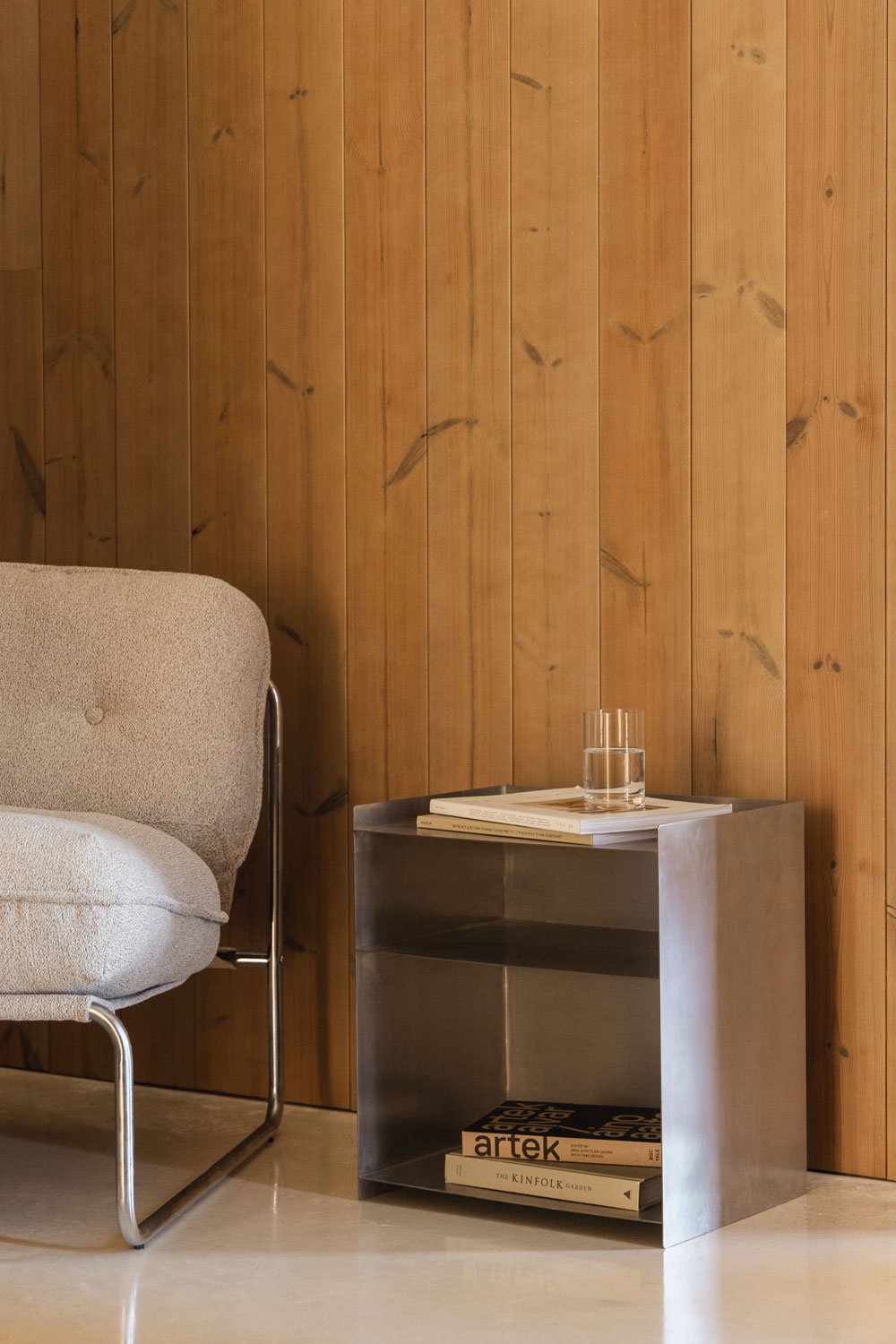 Šoninis staliukas NENDEA, sidabrinis