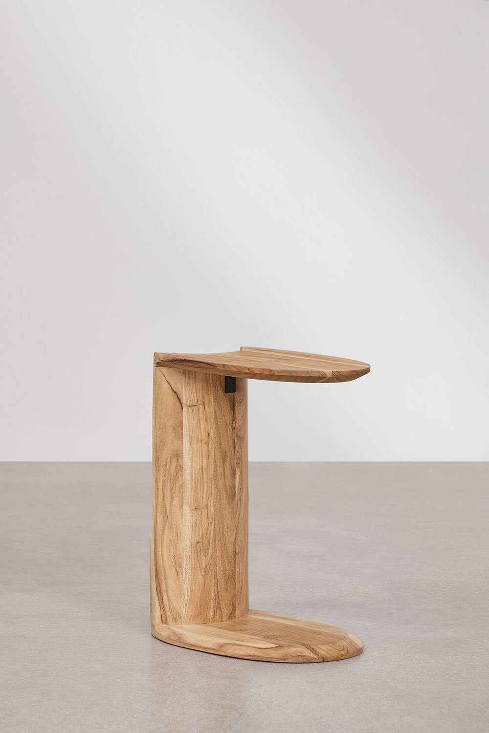 Staliukas kavos KKUSIA, mediena