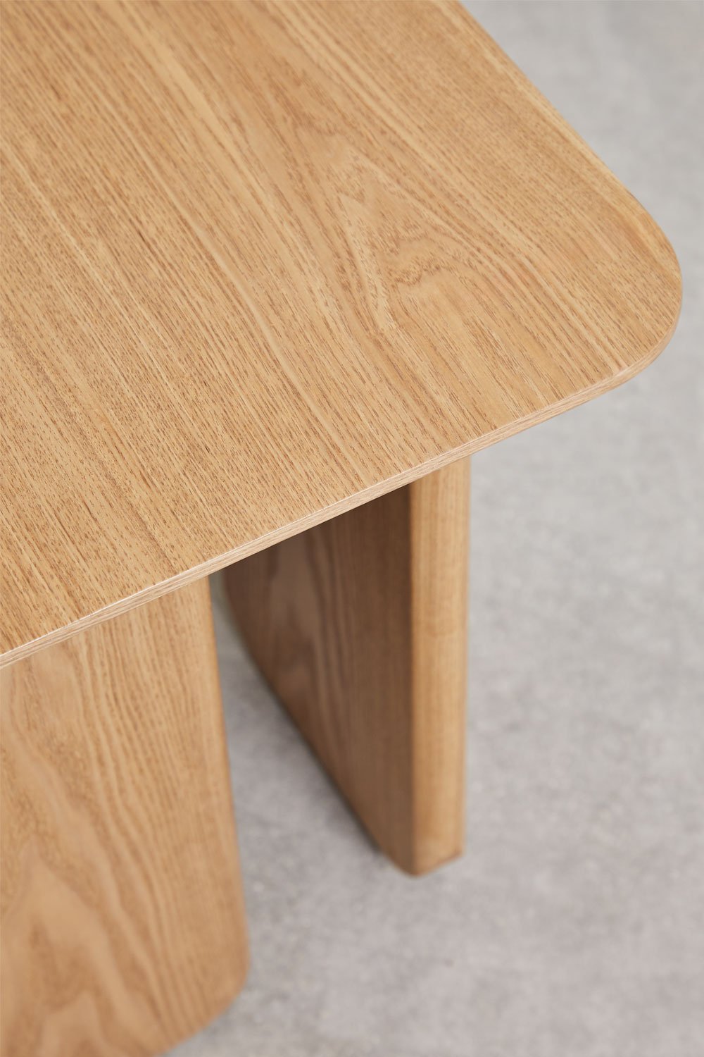 Šoninis staliukas GMELUA, MDF, uosio faneruotė