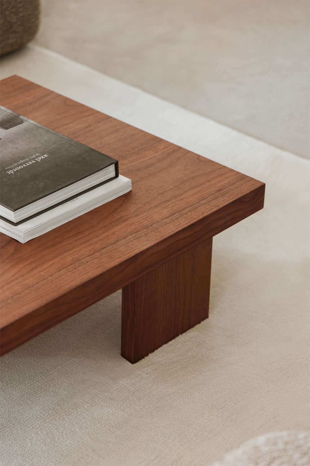 Kavos staliukas BSENUO, MDF ir faneruotė, matinis