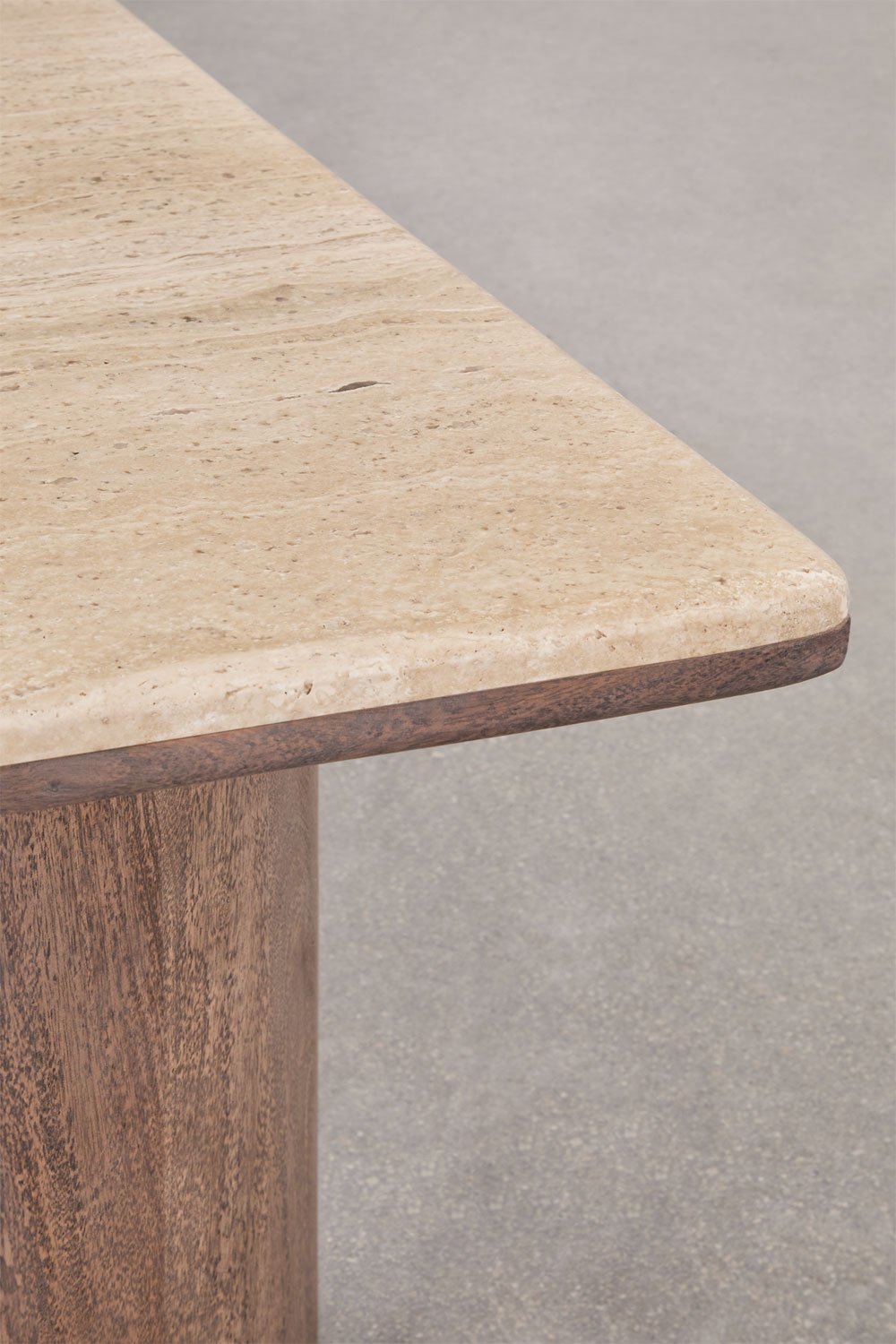 Kavos staliukas CSAREIA, trauvertinas, matinis