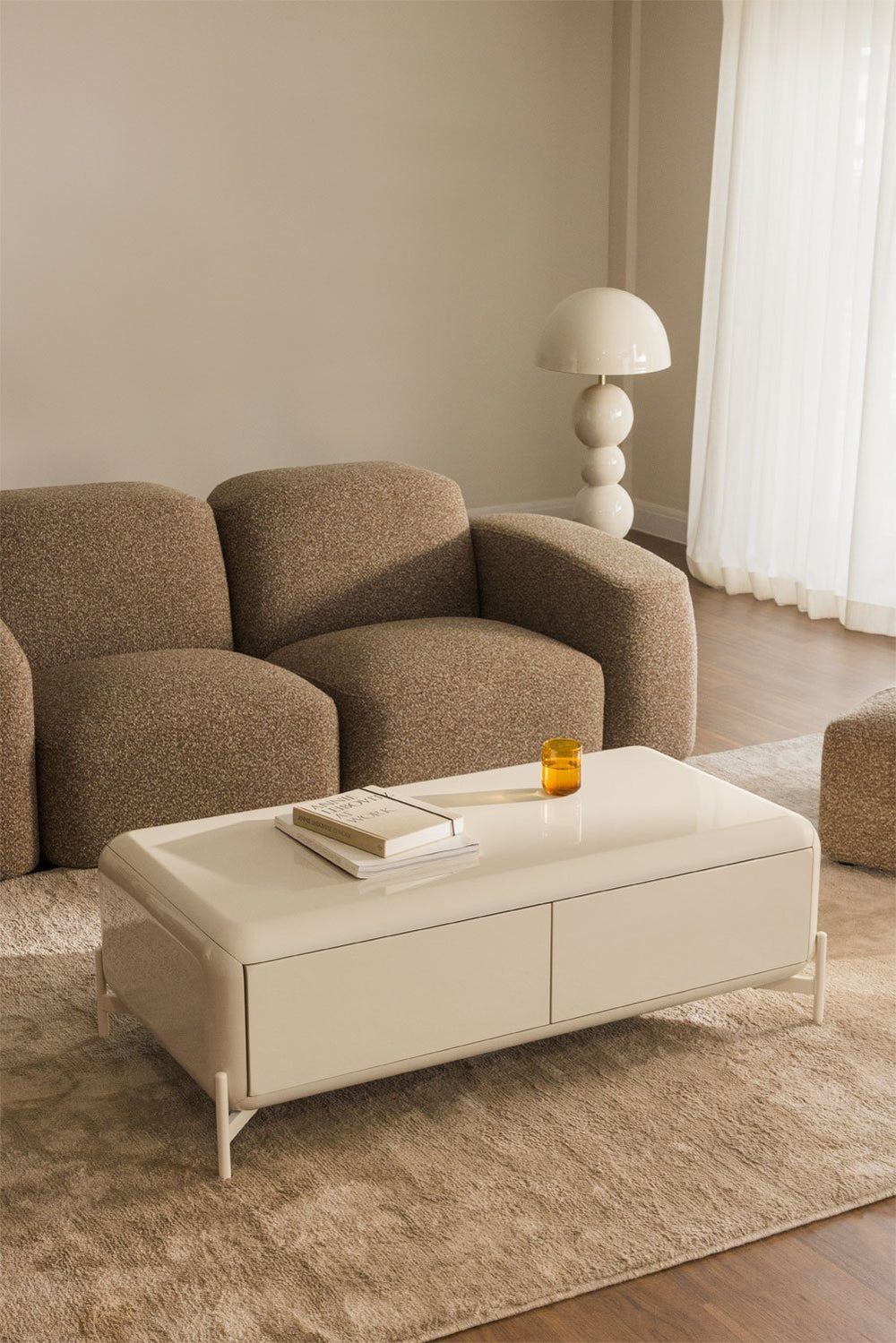 Kavos staliukas ADEMUA, MDF prostokantinis