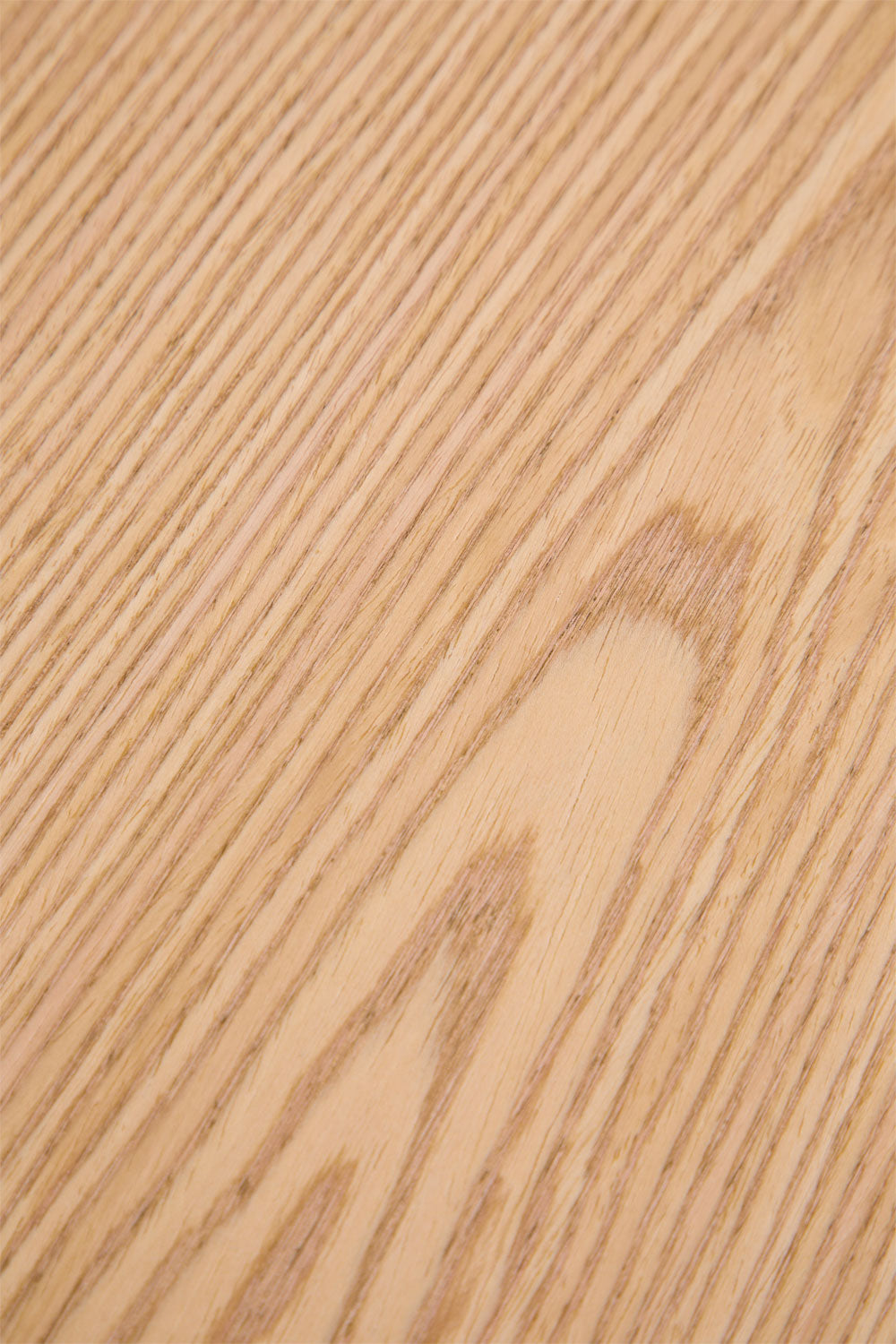 Naktinio staliuko ADRIDO detalė iš arti