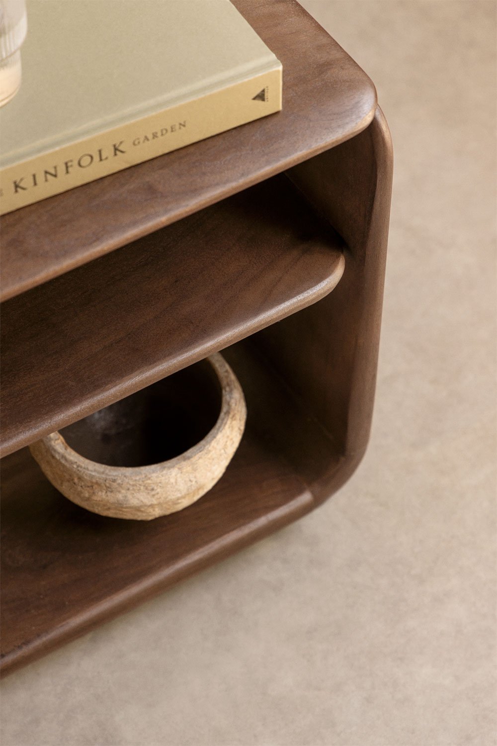 Šoninis staliukas TKISARE, medis