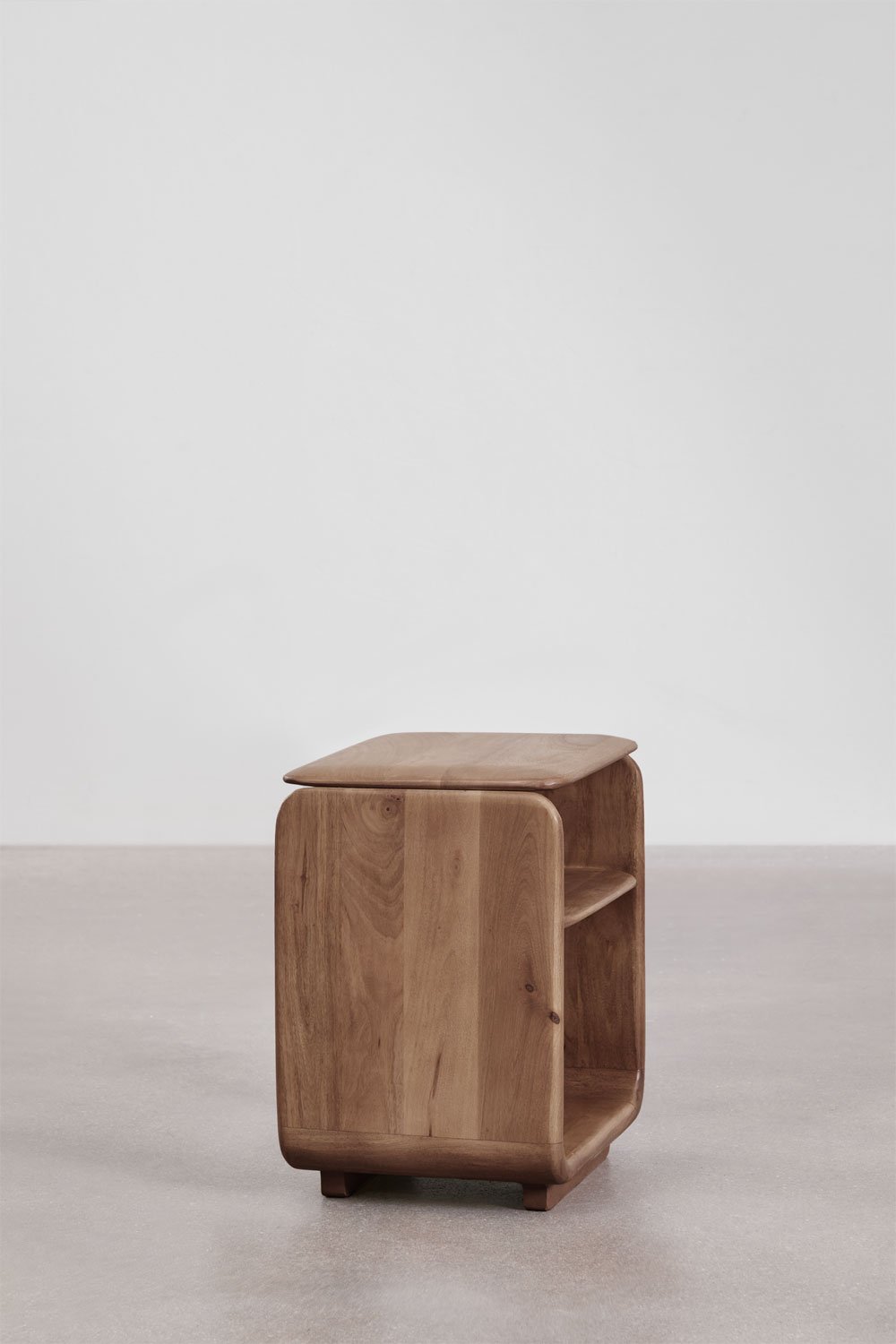 Šoninis staliukas TKISARE, medis