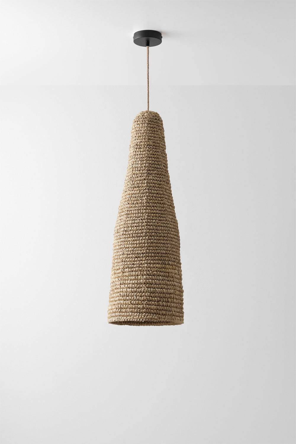 Gaismeklis RATTAN, medus krāsā un melns, 75 cm