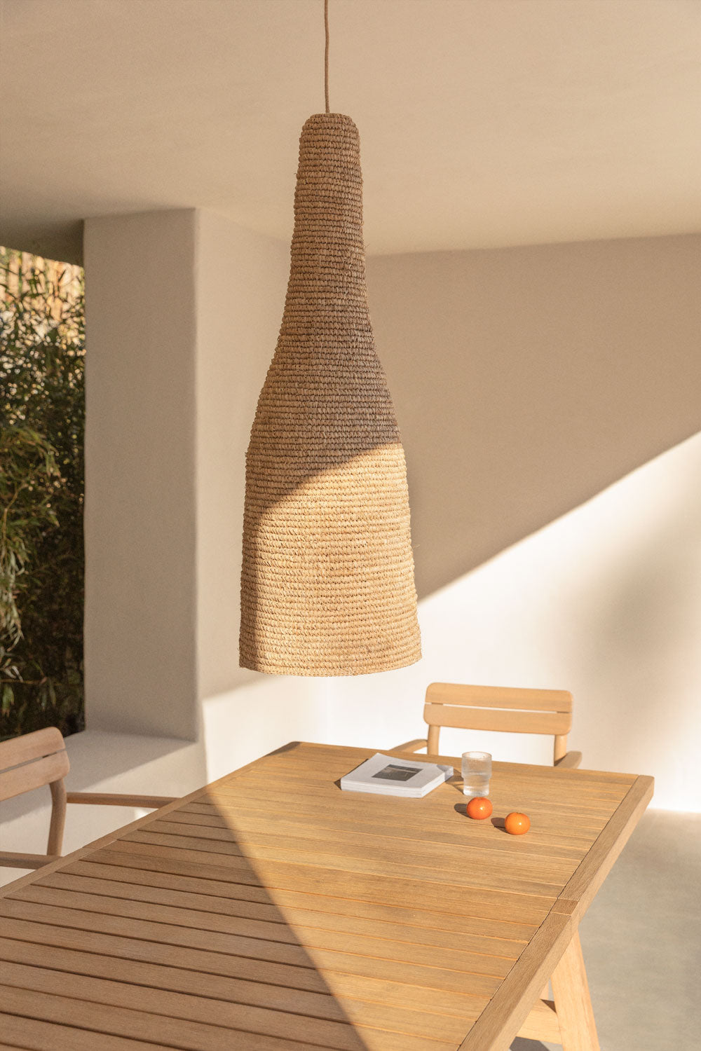Gaismeklis RATTAN, medus un melns, 90 cm