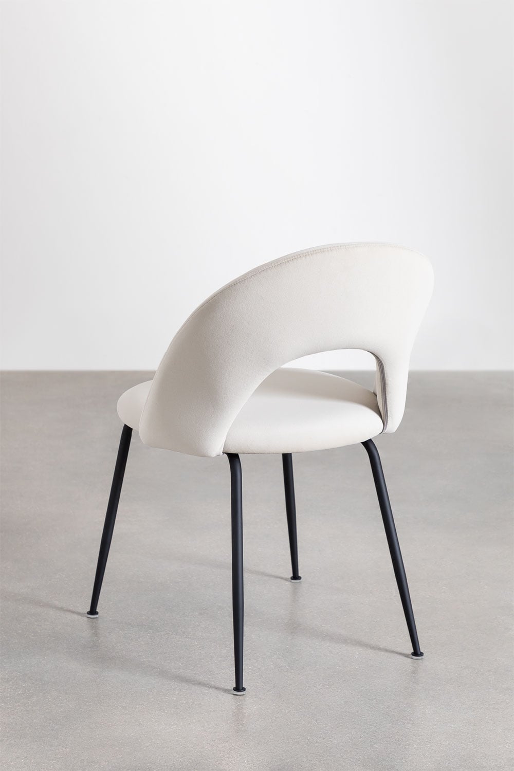 Valgomojo kėdė GLORINA, Aksamitny Beige Cream, juoda kojos