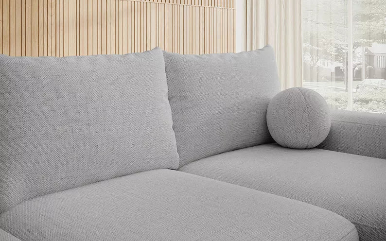 Kampinė sofa CARNOS, šviesiai pilkos spalvos