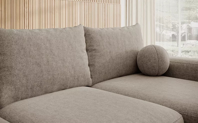 Kampinė sofa CARNOS, šviesiai rudos spalvos šenilas