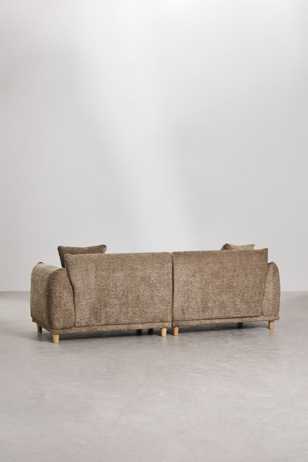 Trivietė sofa ERICK iš boucle audinio, šokolado