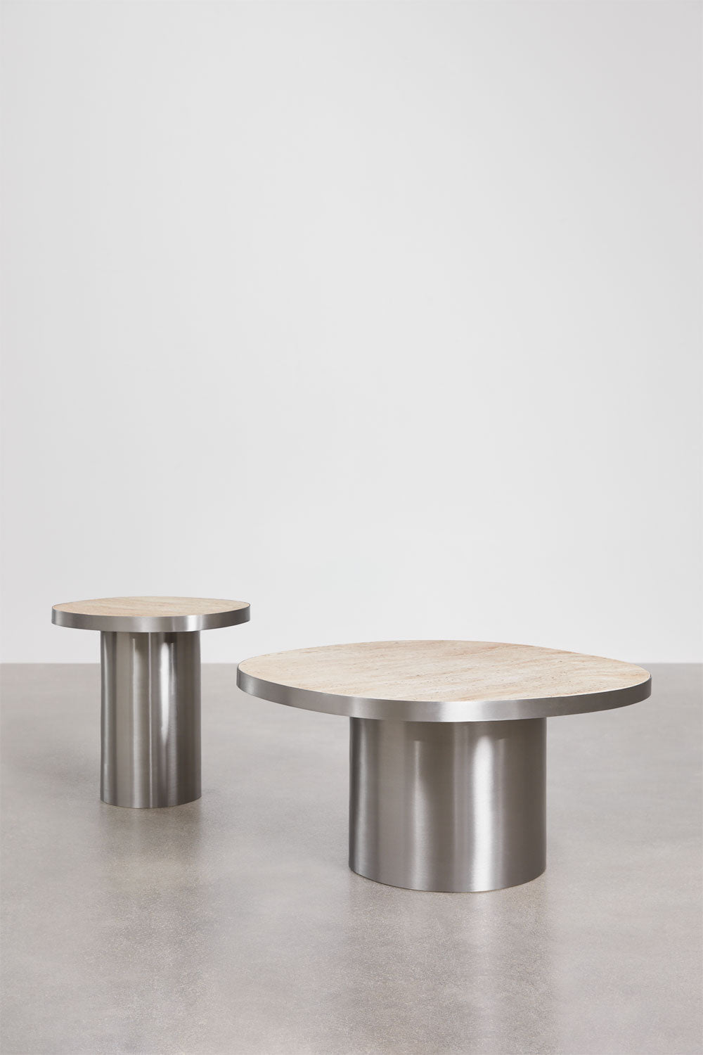 2 kafijas galdiņi CALEARA, travertīns