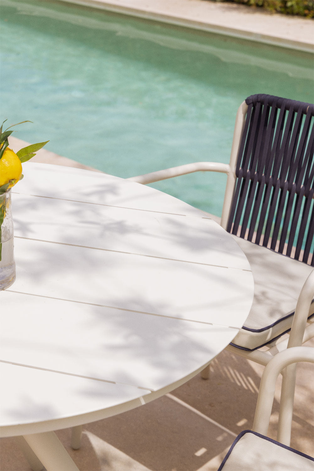 VALERIE Round Outdoor Table, white (1 pc.)