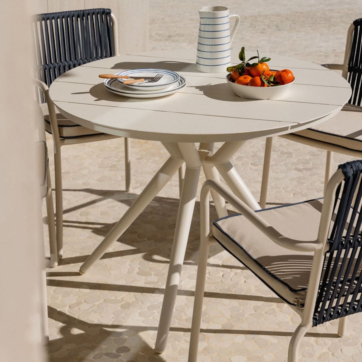 Round outdoor table VALERIE, cream (1 pc)