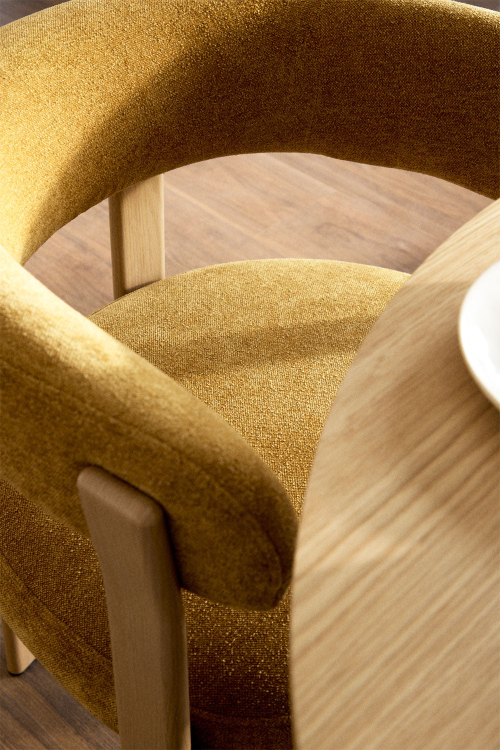 Dining chair JOLIE with armrests, yellow