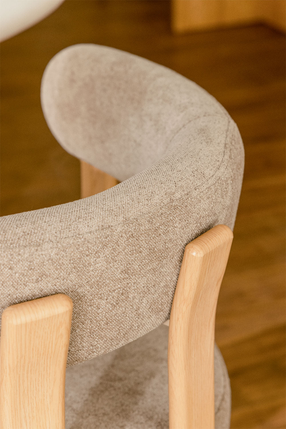 Dining chair KOROORO with armrests, upholstered