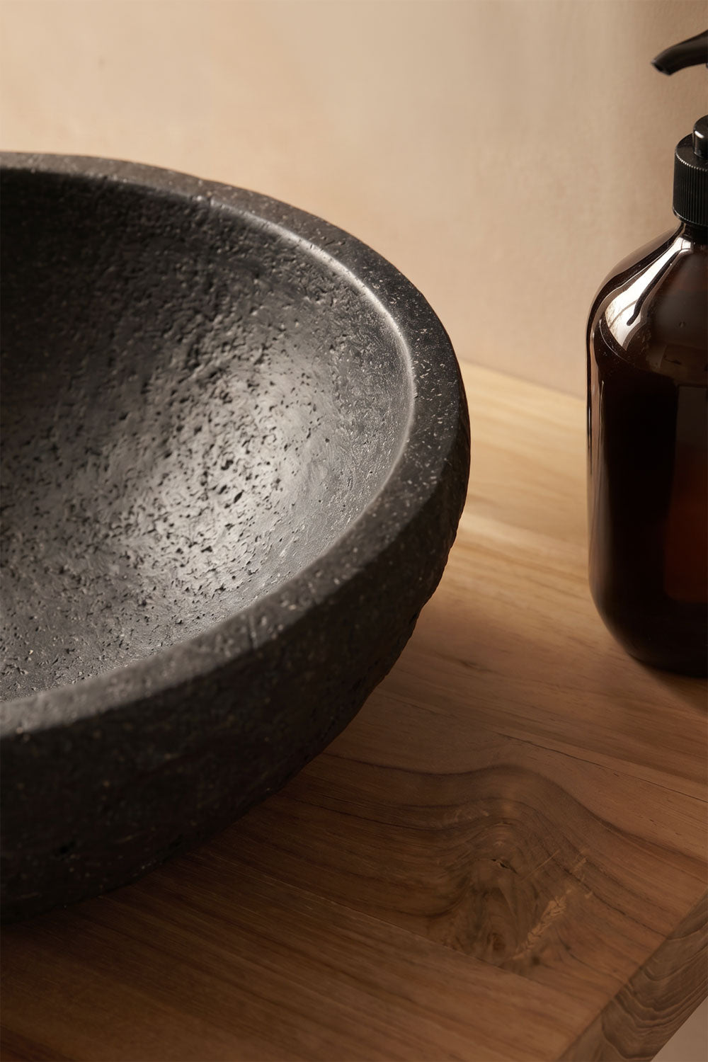 Vonios baldai BELITA, juodo cemento praustuvas