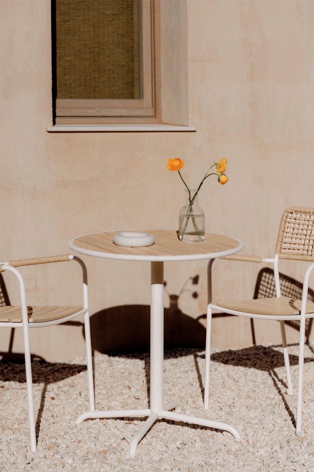 TILDA round outdoor table, mocha brown