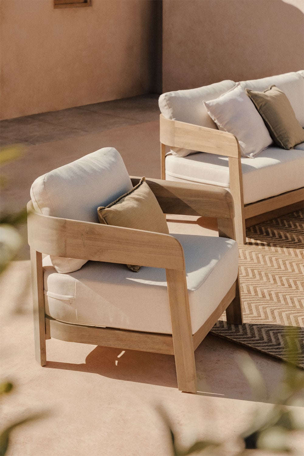 ULENO outdoor armchair, light acacia