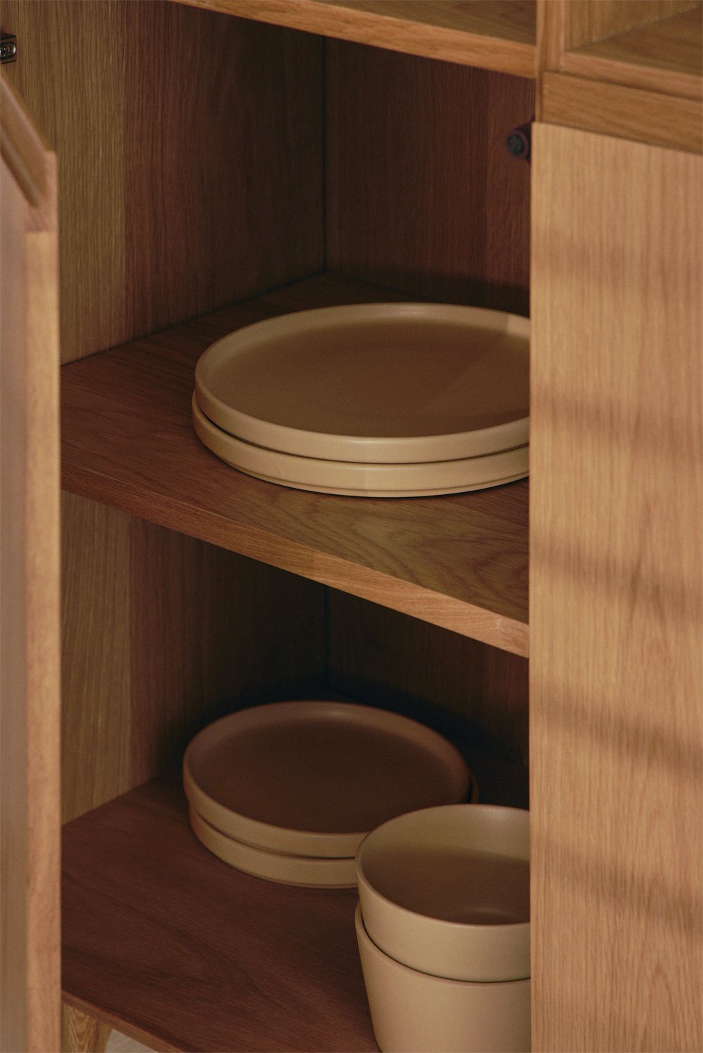 Aukšta komoda TINVUTIA