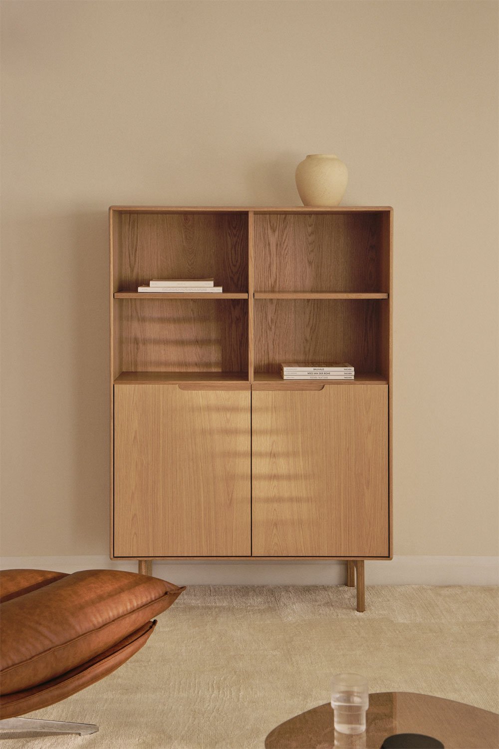 Aukšta komoda TINVUTIA