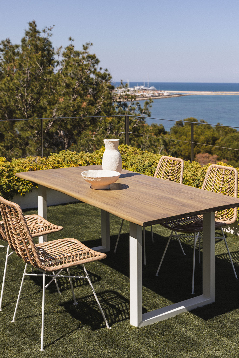 Outdoor table AKASAS, white, acacia wood