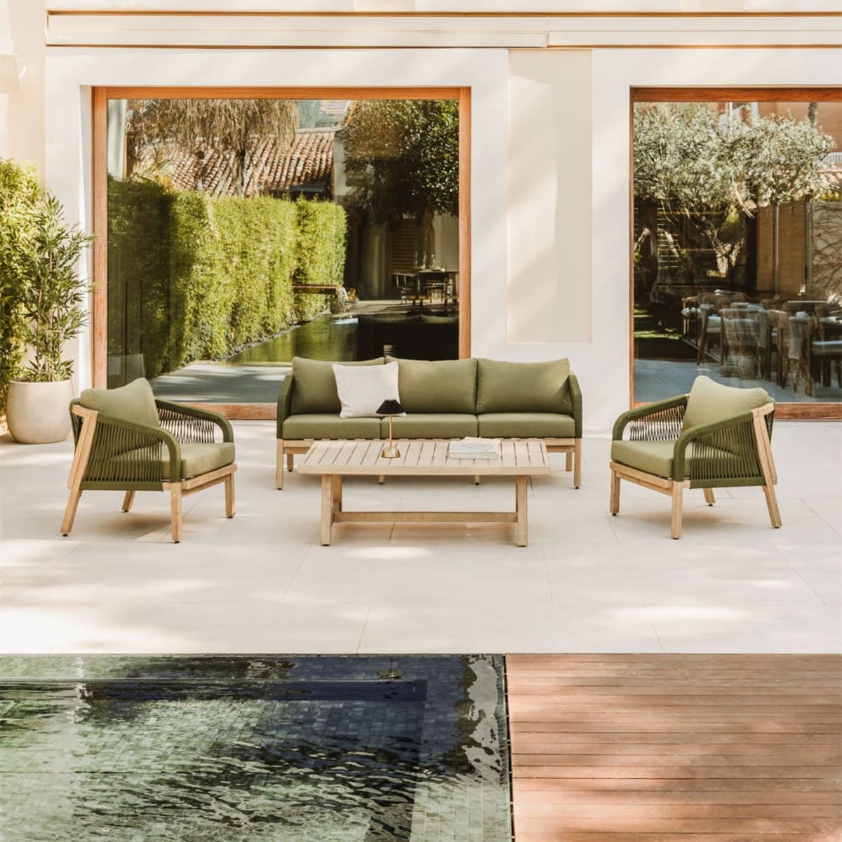 Set DEXTER, sofa, 2 armchairs and table, army green