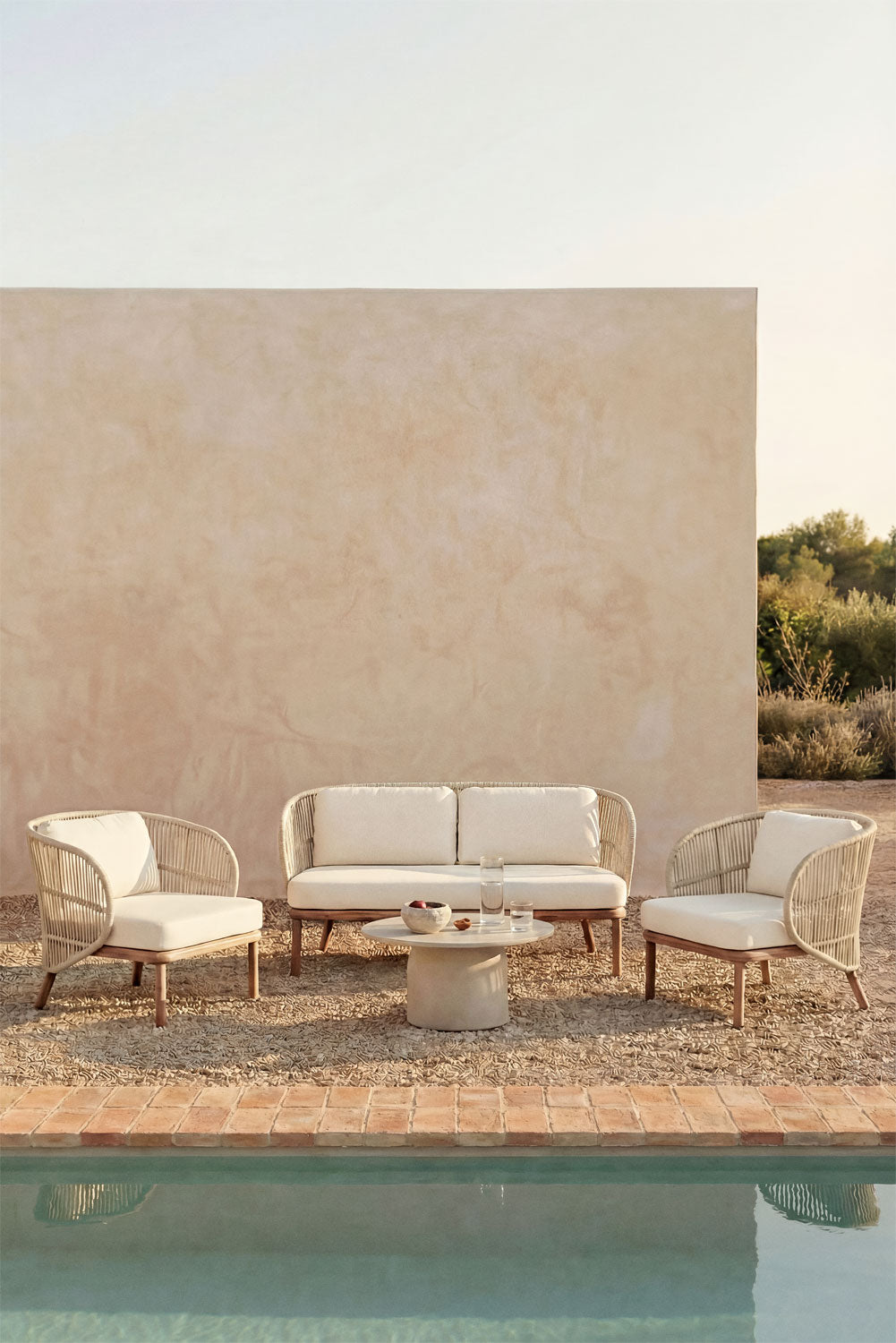 Outdoor furniture set CORAL, 4-seater cream