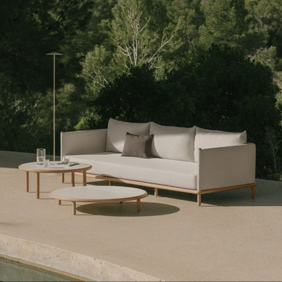 Komplektas AKORAS, sofa ir staliukai, balta