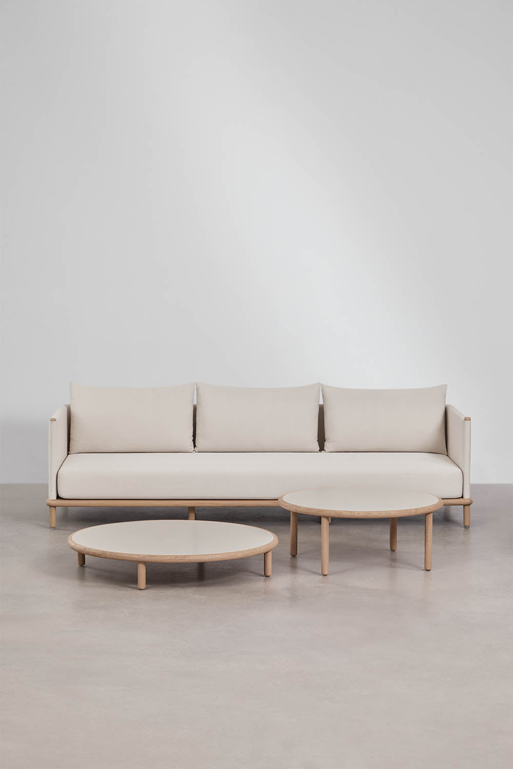 Komplektas OLIVIJA, baltos gardenijos, sofa ir 2 staliukai
